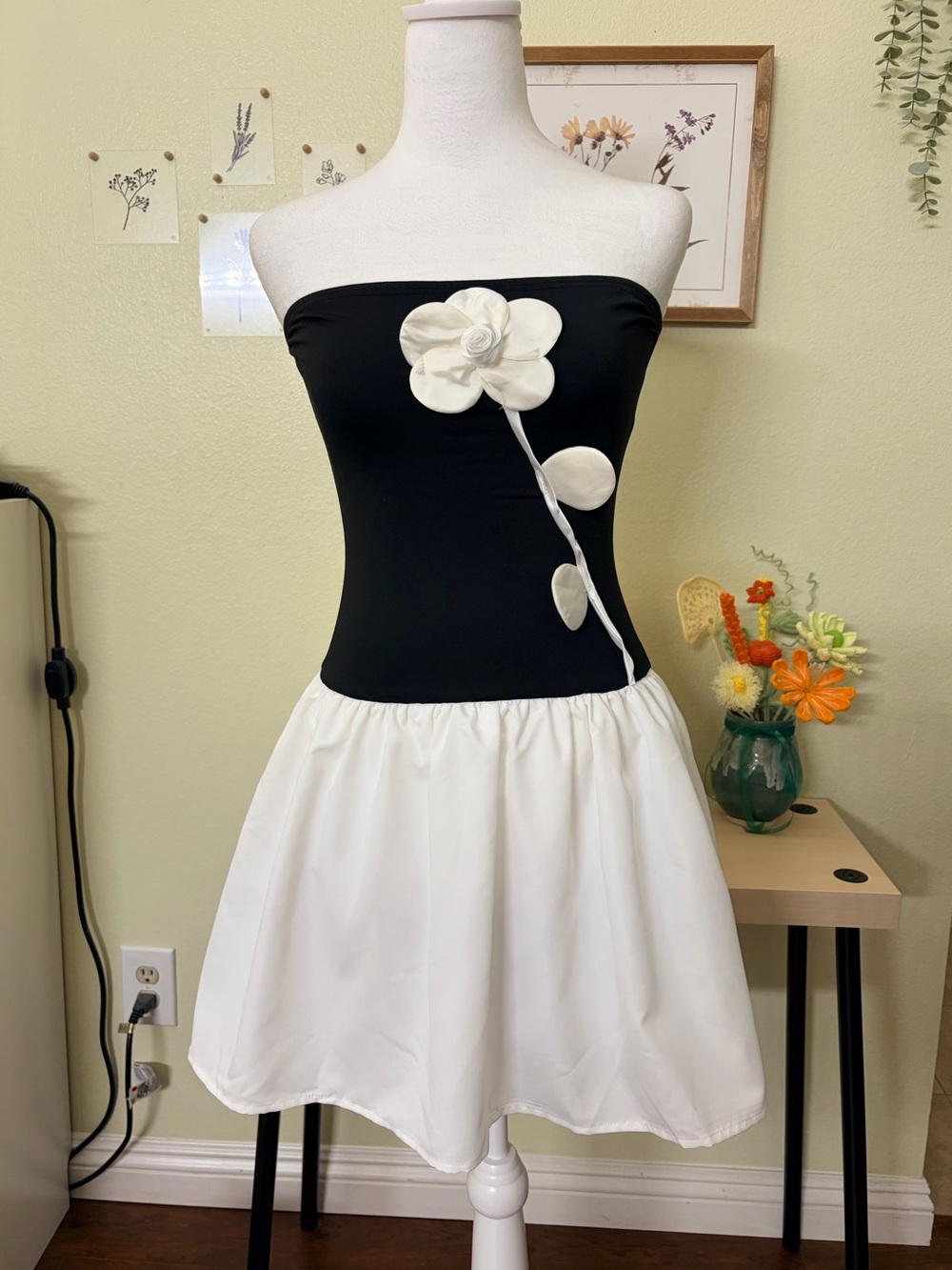 SHEIN 3D Floral Applique Bubble Hem Mini Dress XS Coquette Balletcore Y2K